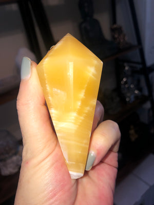 Yellow calcite