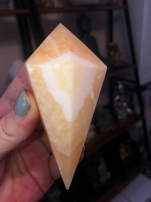 Yellow calcite