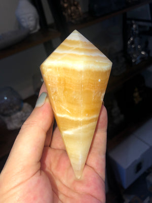 Yellow calcite