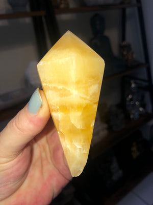 Yellow calcite