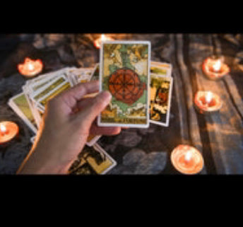 Half hour Reading with Lyndsey, January the 7th. these are face to face at the shop the time you purchase is your reading time. No times can be changed and no refunds given if you purchase the wrong time xx
