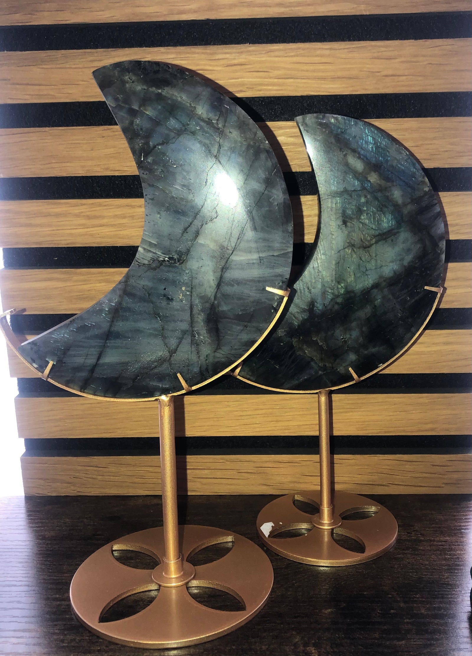Large labradorite moon