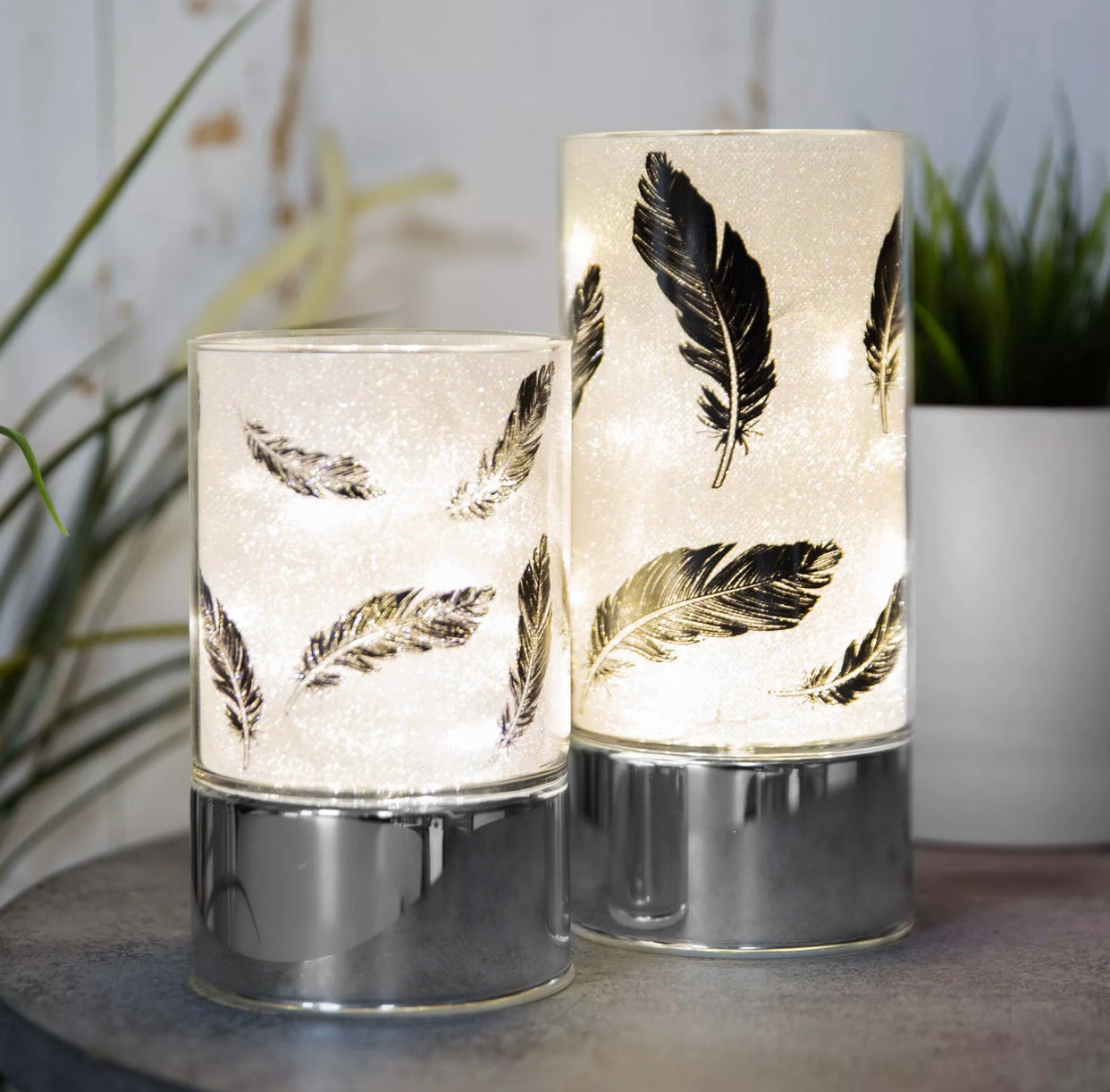 GLASS BLACK FEATHER DESIGN TUBE WITH LED LIGHTS