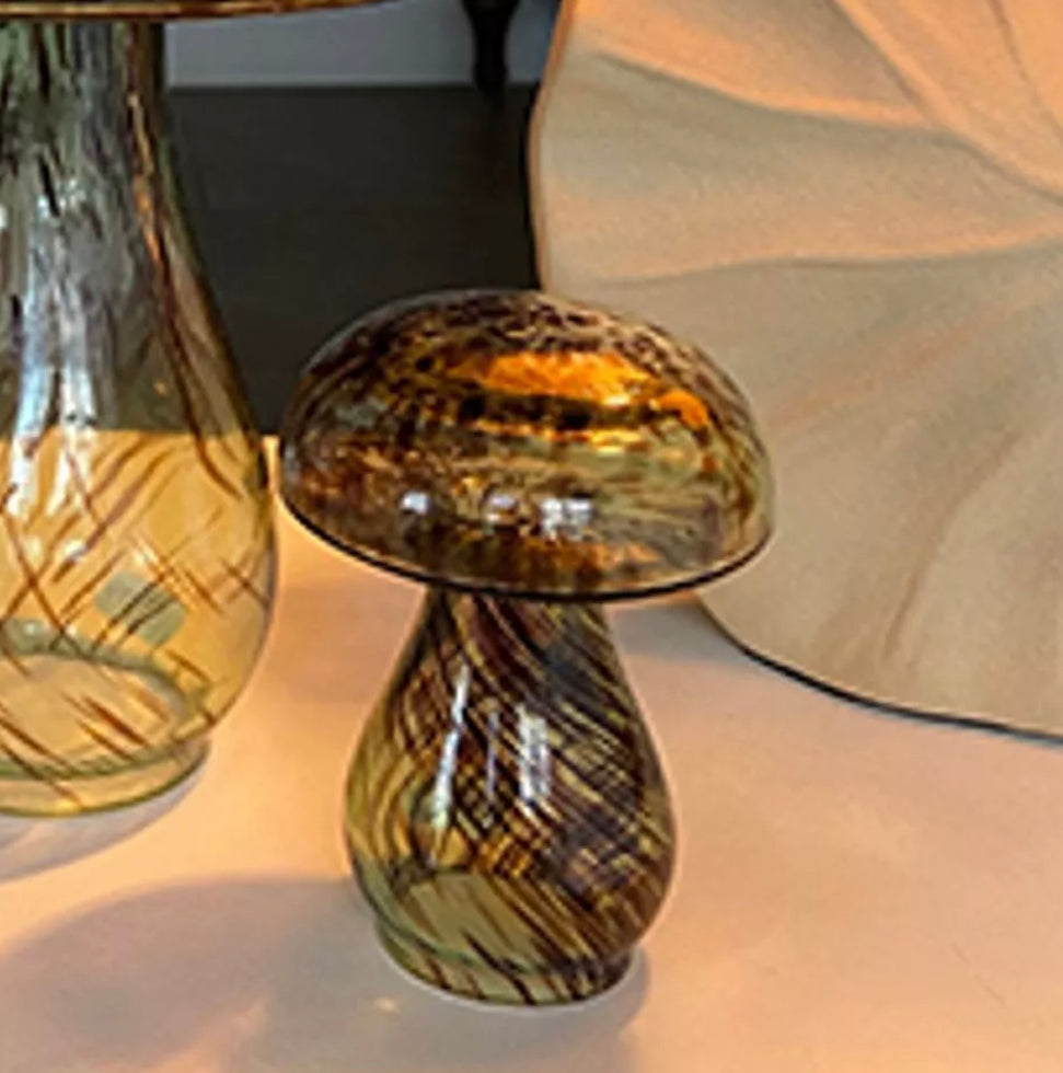 HESTIA GLASS MUSHROOM - SMALL