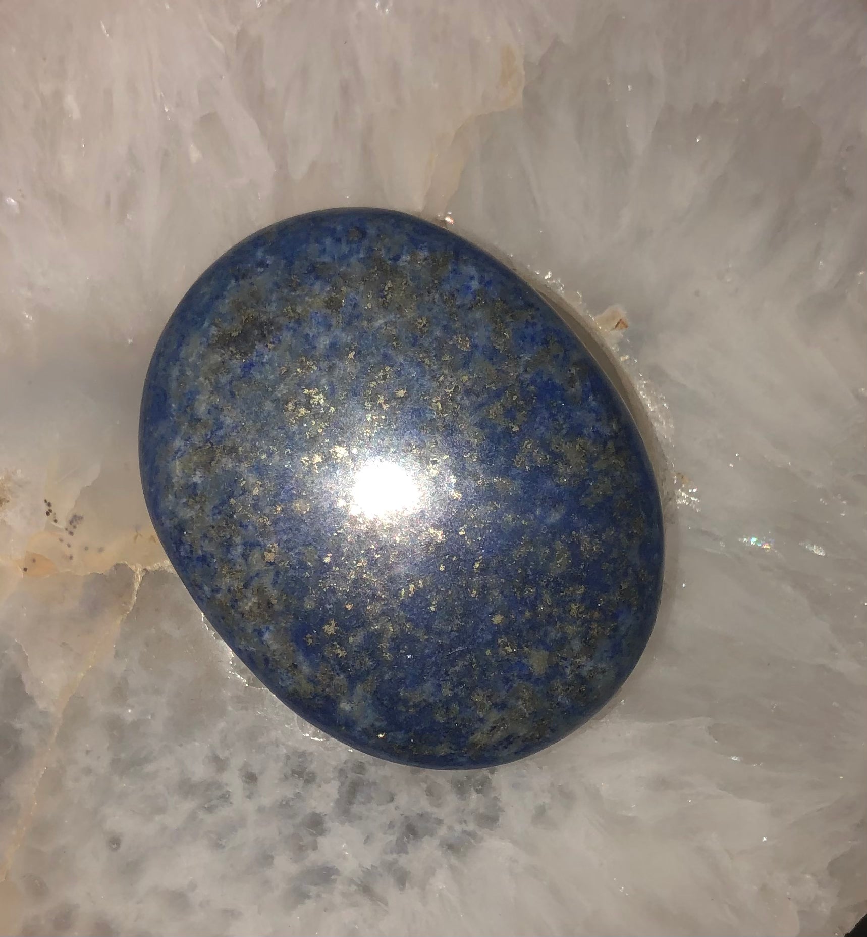 Lapis Lazuli palm stone