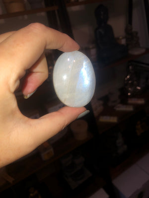 Moonstone Gallet with flash