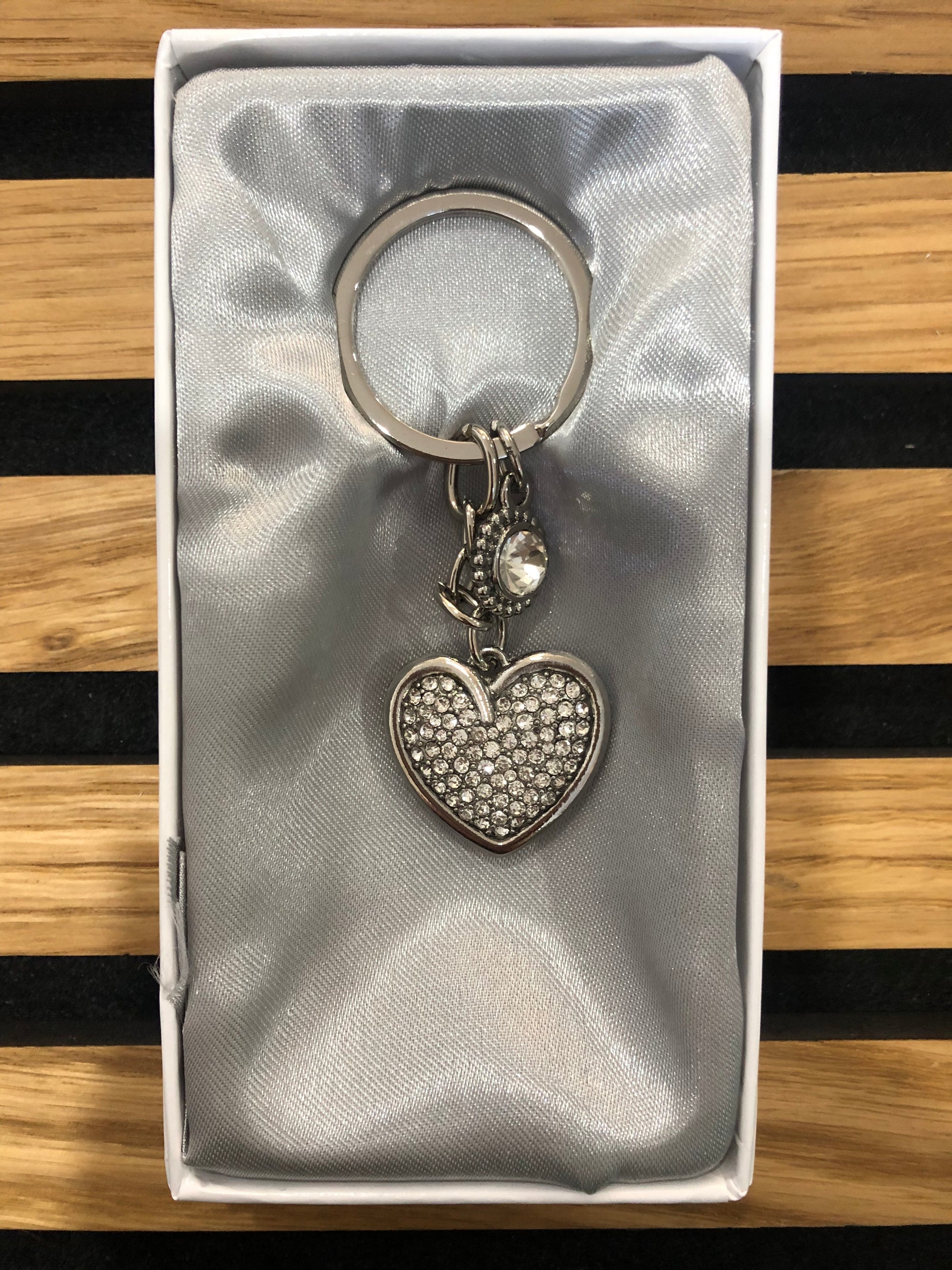 SOPHIA KEYRING - HEART WITH CLEAR CRYSTALS