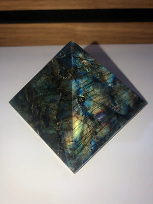 Labradorite pyramid