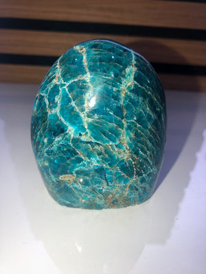 Blue apatite freeform