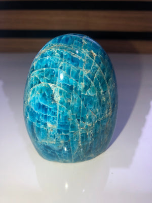 Blue apatite freeform