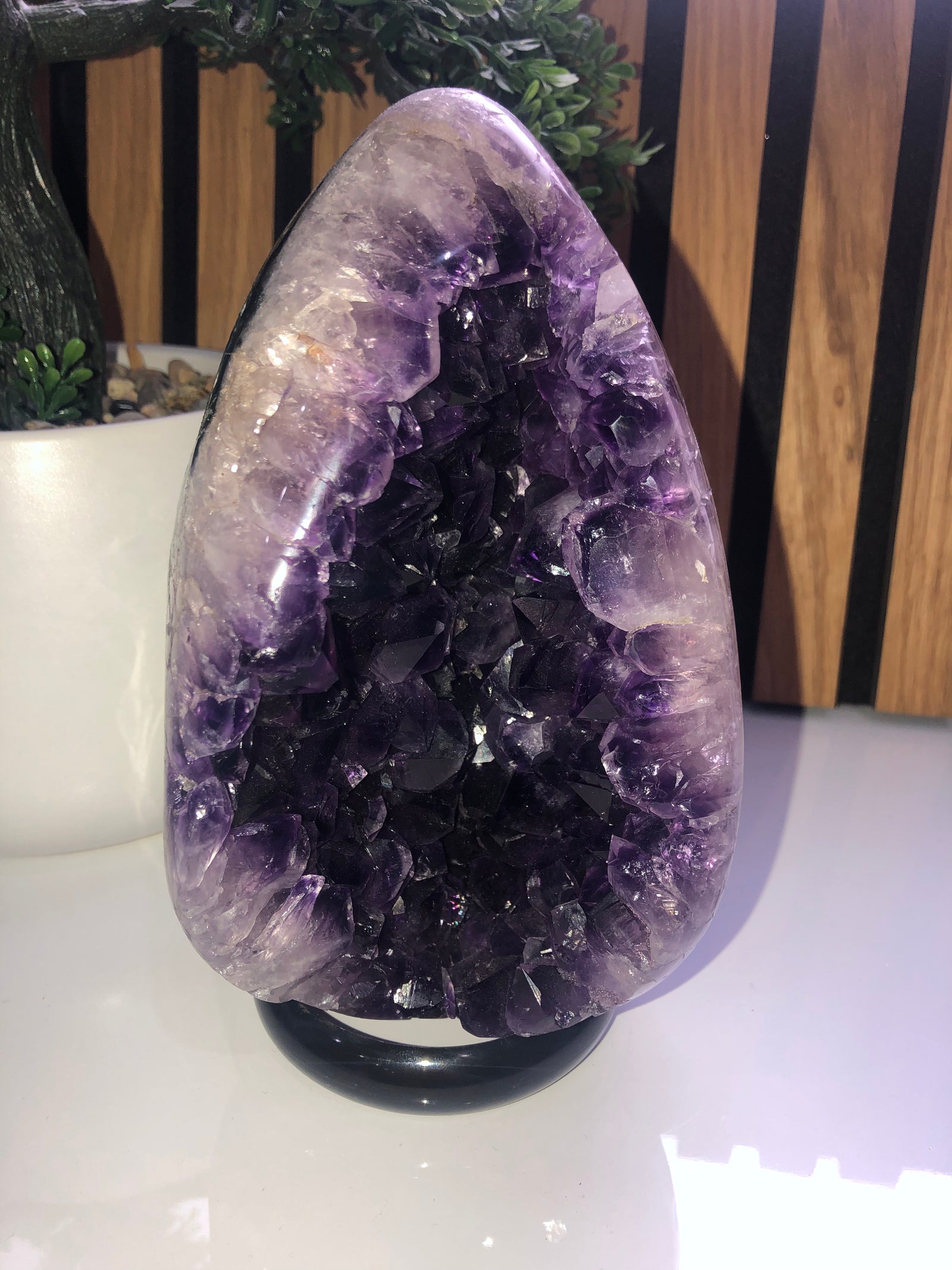 Amethyst egg