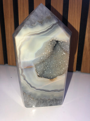 Druzy agate tower