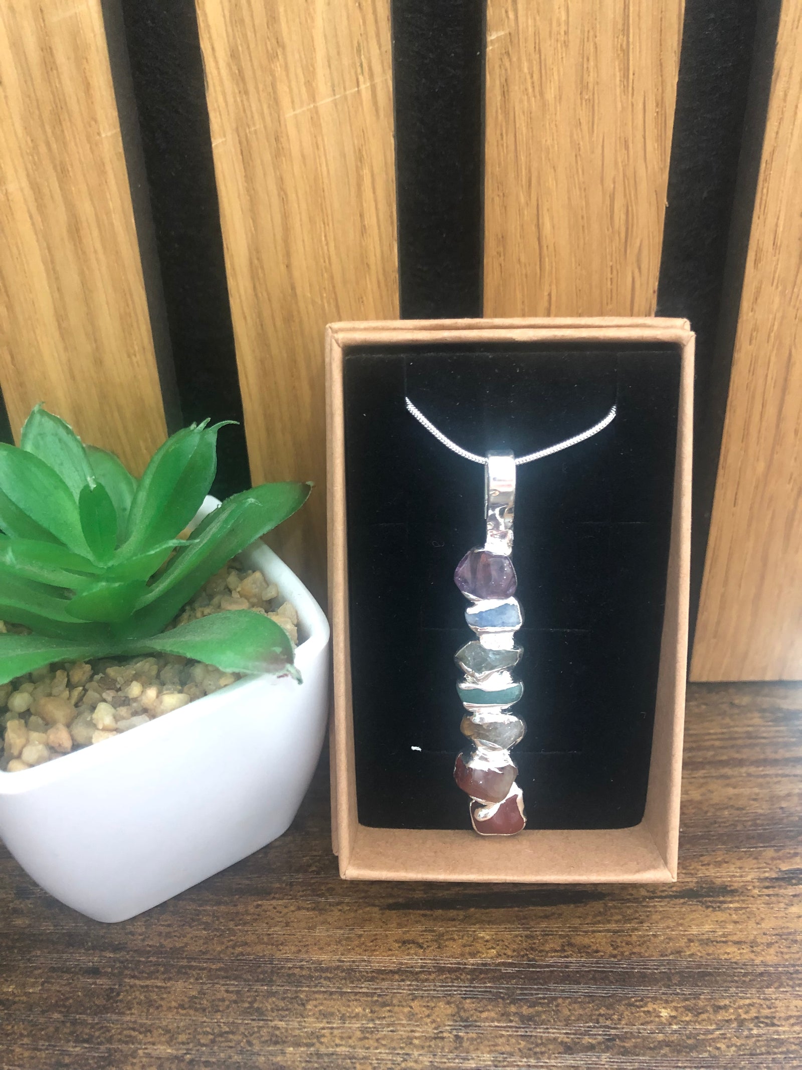 Chakra Stone Pendant - Seven Chakra