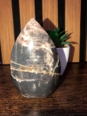 Black moonstone flame