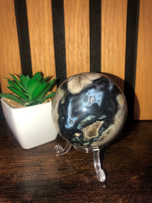 Volcanic crystal rock sphere