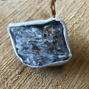 Blue kyanite