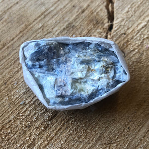 Blue kyanite