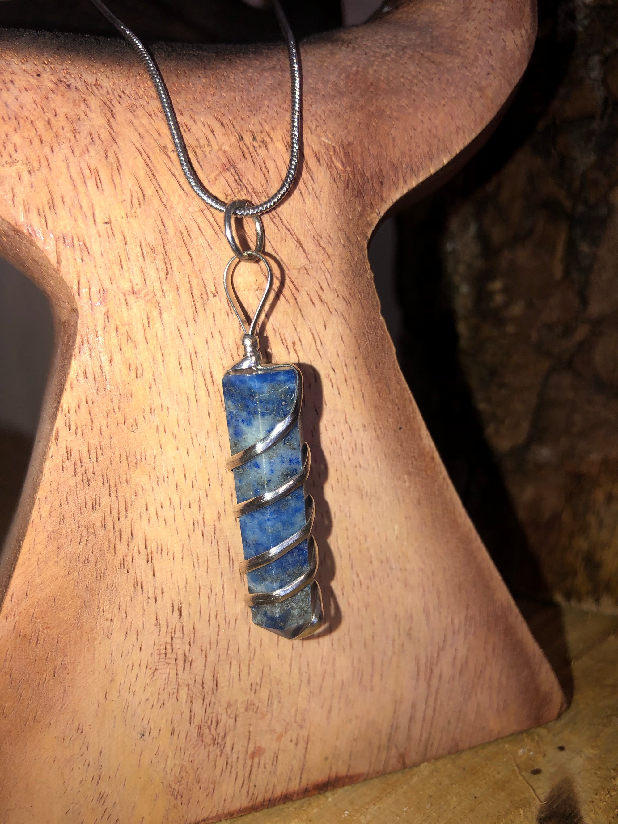 Lapis lazuli spiral pendant