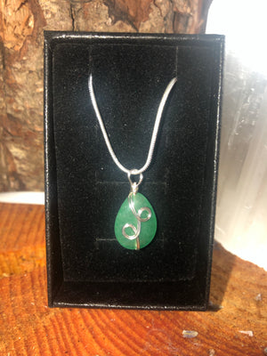 Tear drop wrapped Necklace