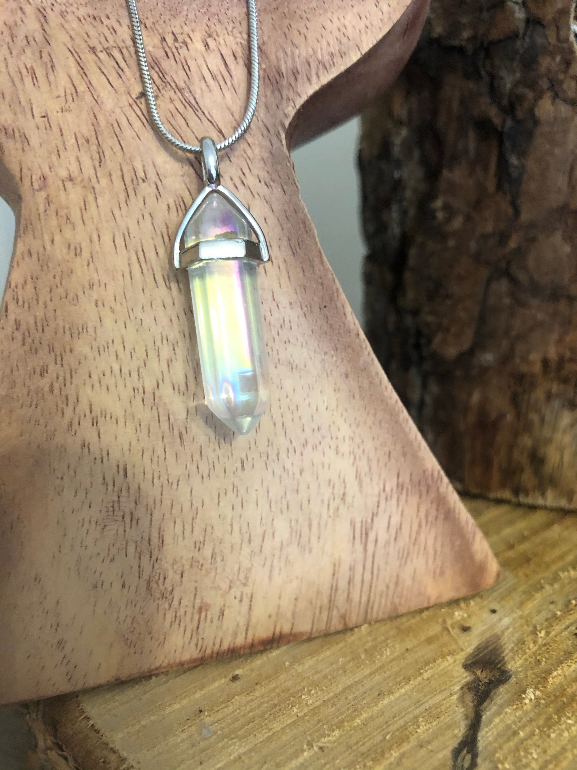 Angel Aura point pendant