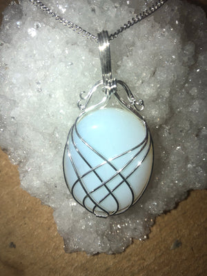 Swirl wrapped necklace