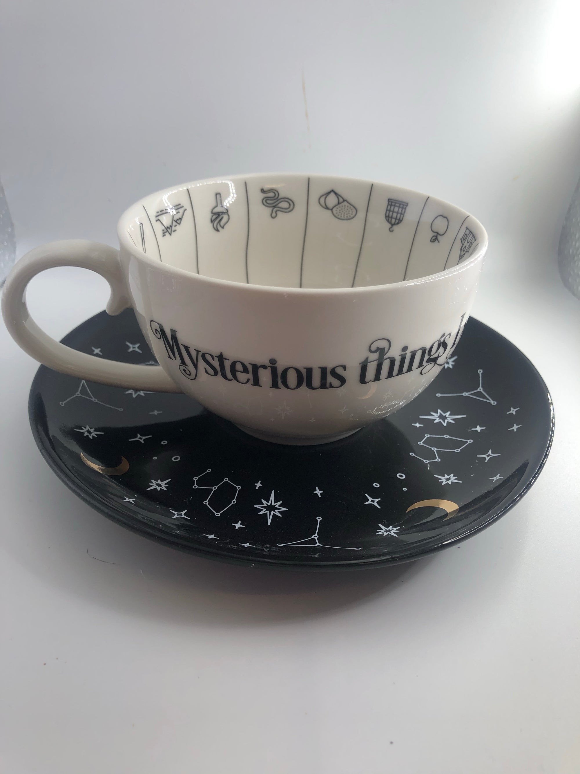 Fortune telling teacup